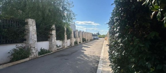 3 bedrooms House in Trani, Italy No. 316814 36