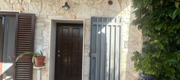 3 bedrooms House in Trani, Italy No. 316814 7