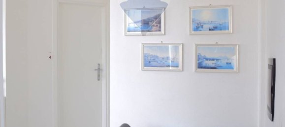 4 bedrooms Apartment in Naples, Italy No. 295481 13