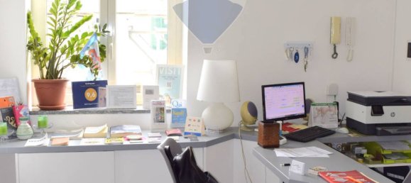 4 bedrooms Apartment in Naples, Italy No. 295481 20