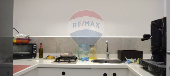 4 bedrooms Apartment in Naples, Italy No. 295481 16