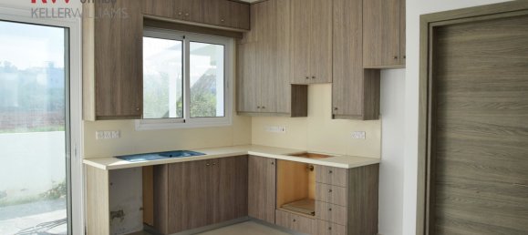 2 bedrooms Maisonette in Protaras, Cyprus No. 26932 5