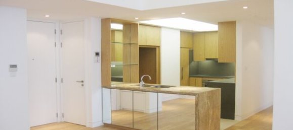 3 Schlafzimmer Wohnung in Cau Giay, Vietnam, Nr. 5493 2