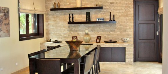 5 bedrooms Villa in Malesina, Greece No. 7193 10