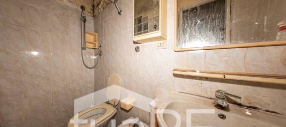 300m² Garage in Rome, Italy No. 285060 11