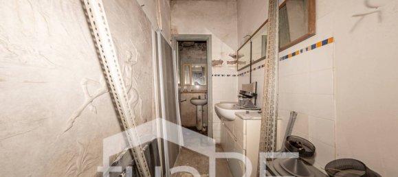 300m² Garage in Rome, Italy No. 285060 10