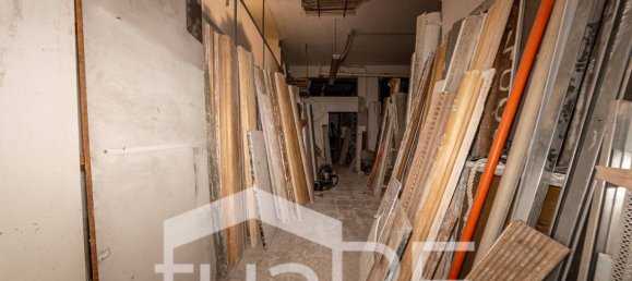 300m² Garage in Rome, Italy No. 285060 16