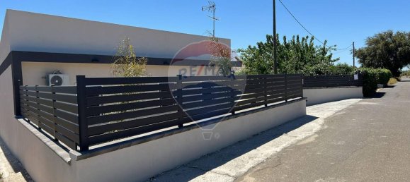 Villa de 2 habitaciónes en Caltagirone, Italy No. 82105 6