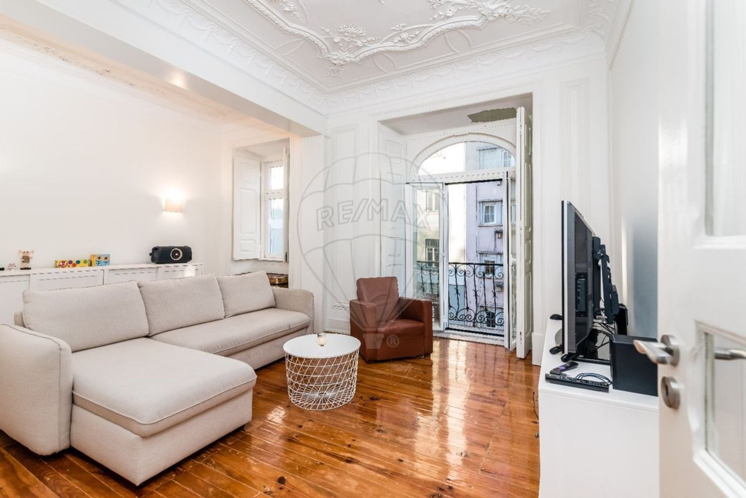 5 bedrooms Apartment in Lisbon, Portugal No. 114190