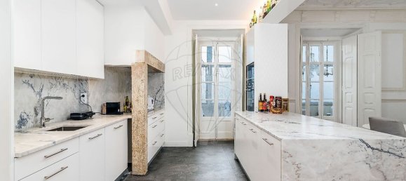 5 bedrooms Apartment in Lisbon, Portugal No. 114190 6