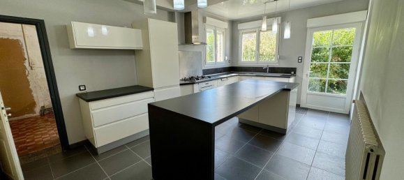 Casa de 4 dormitorios en Maubeuge, France No. 341819 7