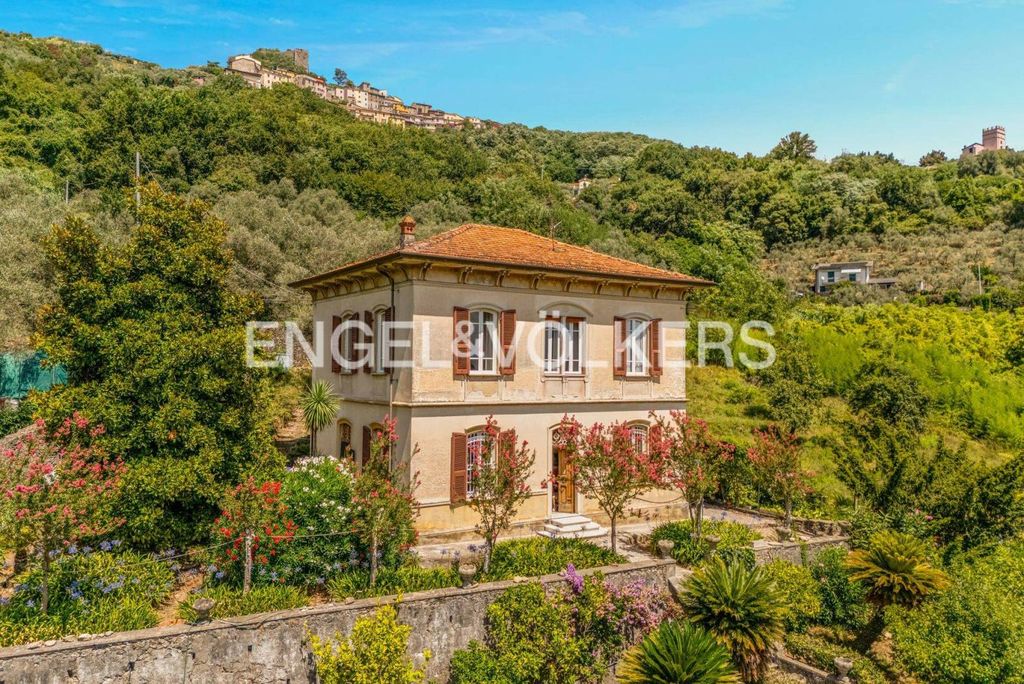 6 bedrooms Villa in Arcola, Italy No. 264853