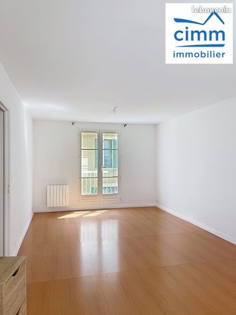 2 bedrooms Apartment in Montargis, France No. 282619