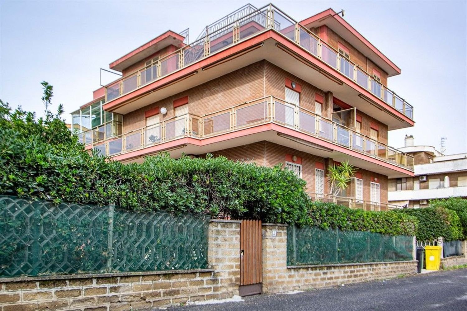 Apartamento de 2 divisões em Pomezia, Italy N.º 205808