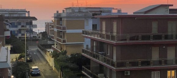 Apartamento de 2 divisões em Pomezia, Italy N.º 205808 26