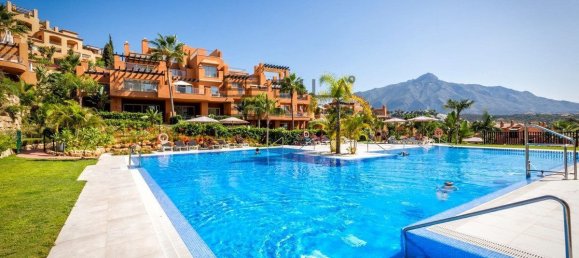 2 chambres Appartement à Marbella, Spain No. 20428 3