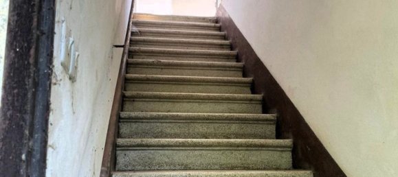 Studio in San Giovanni Valdarno, Italy No. 132977 8