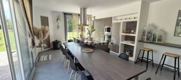 Дом с 3 спальнями в Сен-Жермен-дю-Плен, Франция № 310097 3