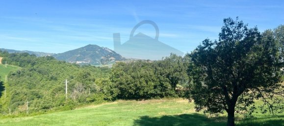 Дом с 5 комнатами в Сан Лео, Италия № 79928 2