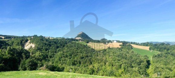 Дом с 5 комнатами в Сан Лео, Италия № 79928 5