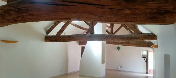 Casa de 3 dormitorios en Senozan, France No. 203242 6