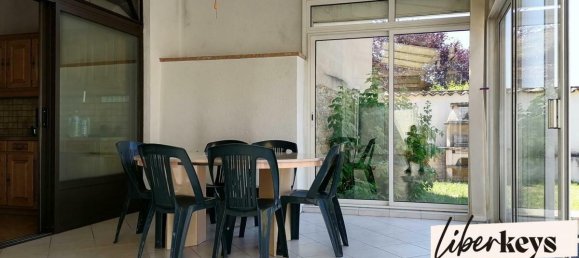 Casa de 3 dormitorios en Senozan, France No. 203242 3