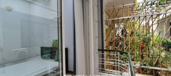 2 bedrooms House in Tay Ho, Vietnam No. 639 18