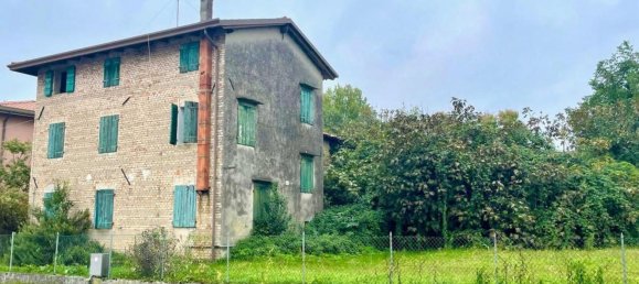 5 rooms House in Pordenone, Italy No. 84069 3