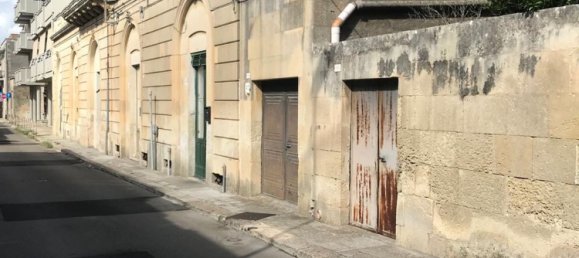 Apartamento de 18 divisões em Maglie, Italy N.º 76188 12