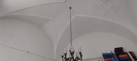 Apartamento de 18 divisões em Maglie, Italy N.º 76188 2