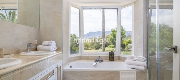 4 غرف نوم فيلا في Marbella, Spain رقم 186120 12