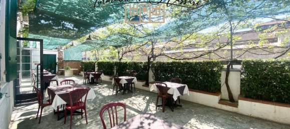 Gewerbliche Immobilie in La Spezia, Italy 137m², Nr. 318752 4