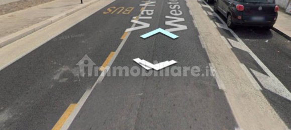 1-Zimmer Gewerbliche Immobilie in Bari, Italy, Nr. 303738 5