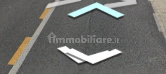 1-Zimmer Gewerbliche Immobilie in Bari, Italy, Nr. 303738 4