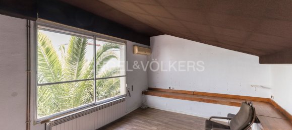 Adosado de 2 dormitorios en Horta-Guinardó, Spain No. 135581 2