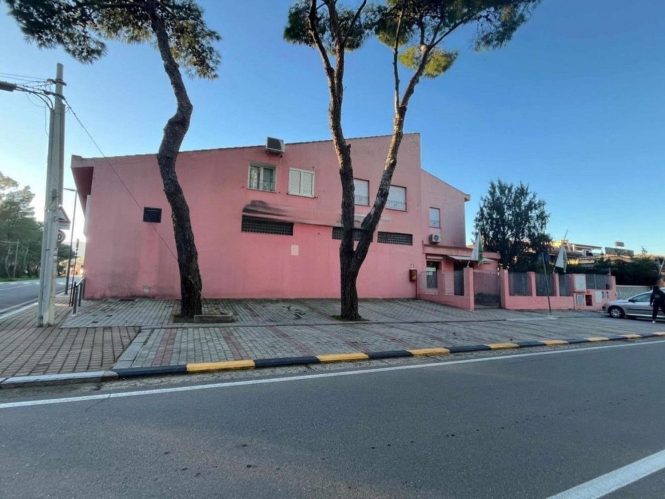 668m² Commercial property in Sardinia, Italy No. 370763