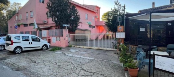 668m² Commercial property in Sardinia, Italy No. 370763 2