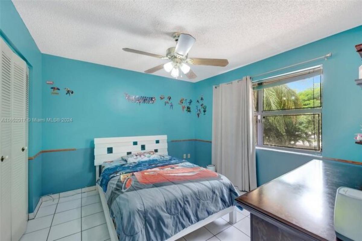 4 bedrooms House in Miami, USA No. 214486