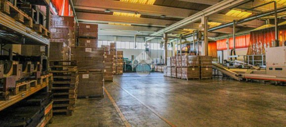 1 room Warehouse in Capriolo, Italy No. 257657 19