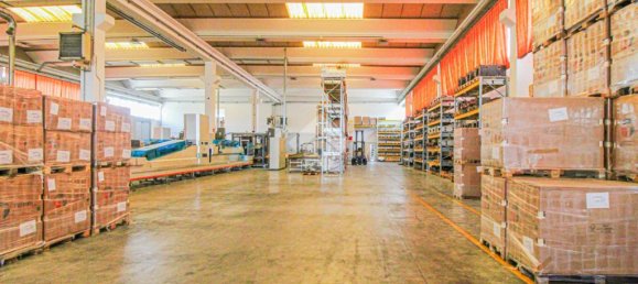 1 room Warehouse in Capriolo, Italy No. 257657 15