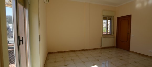 4غرفة شقة في Messina, Italy رقم 47923 19