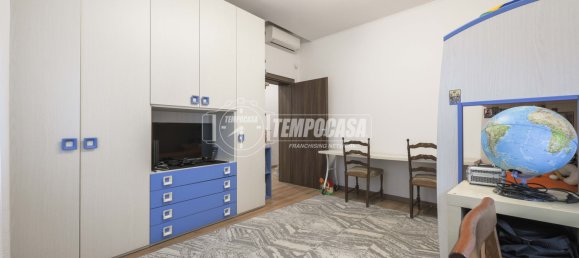 4-Zimmer Wohnung in Budrio, Italy, Nr. 275842 8