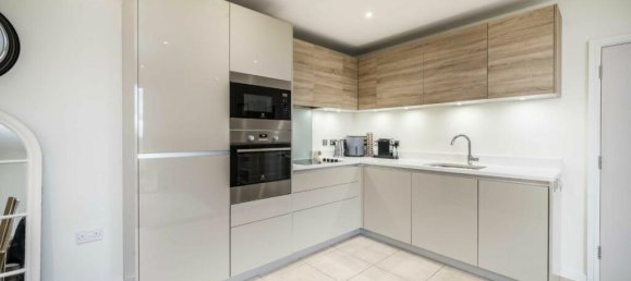 1 bedroom Apartment in Acton, United Kingdom No. 10033 4