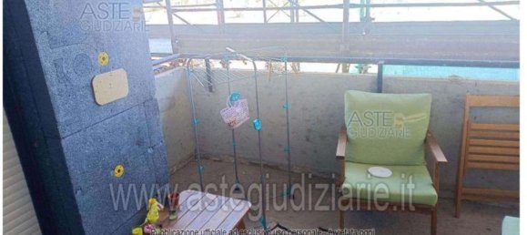 Квартира с 5 комнатами в Таранто, Италия № 30823 9