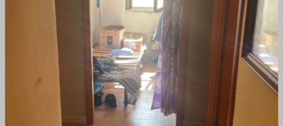 4 Schlafzimmer Wohnung in Latina, Italy, Nr. 312139 27