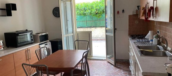 2 Schlafzimmer Haus in Syracuse, Italy, Nr. 245986 8