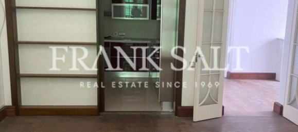 3 bedrooms House in Ta' Xbiex, Malta No. 6918 2