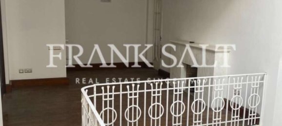 3 bedrooms House in Ta' Xbiex, Malta No. 6918 8