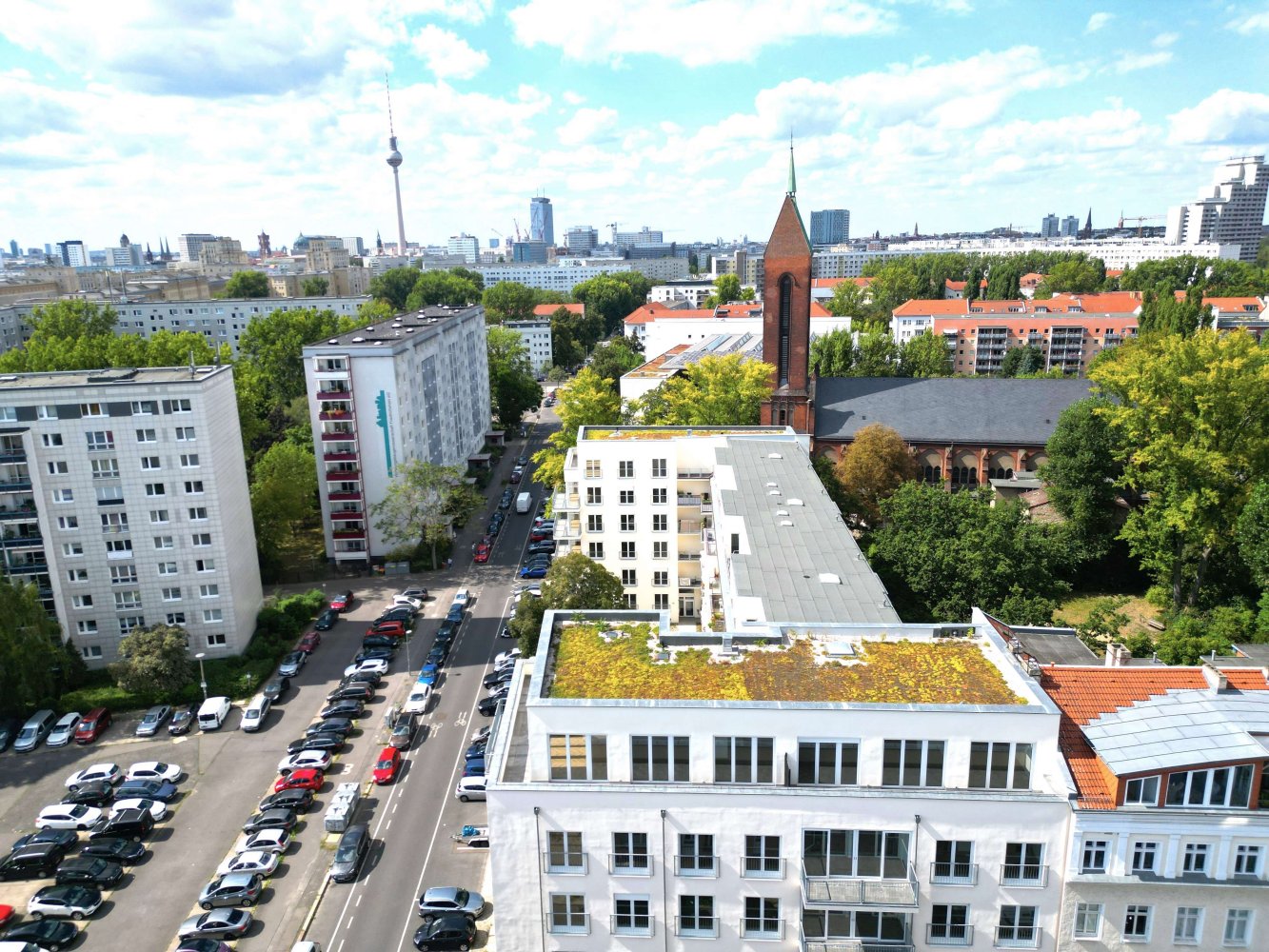 2 Schlafzimmer Wohnung in Friedrichshain, Germany, Nr. 299098