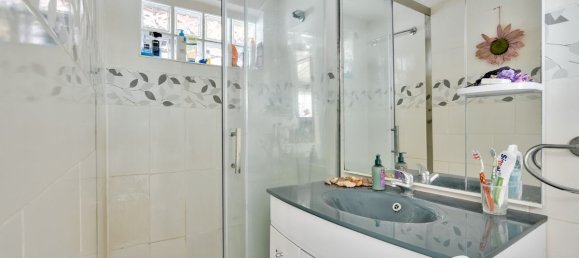 Casa de 2 dormitorios en Nanterre, France No. 188471 12